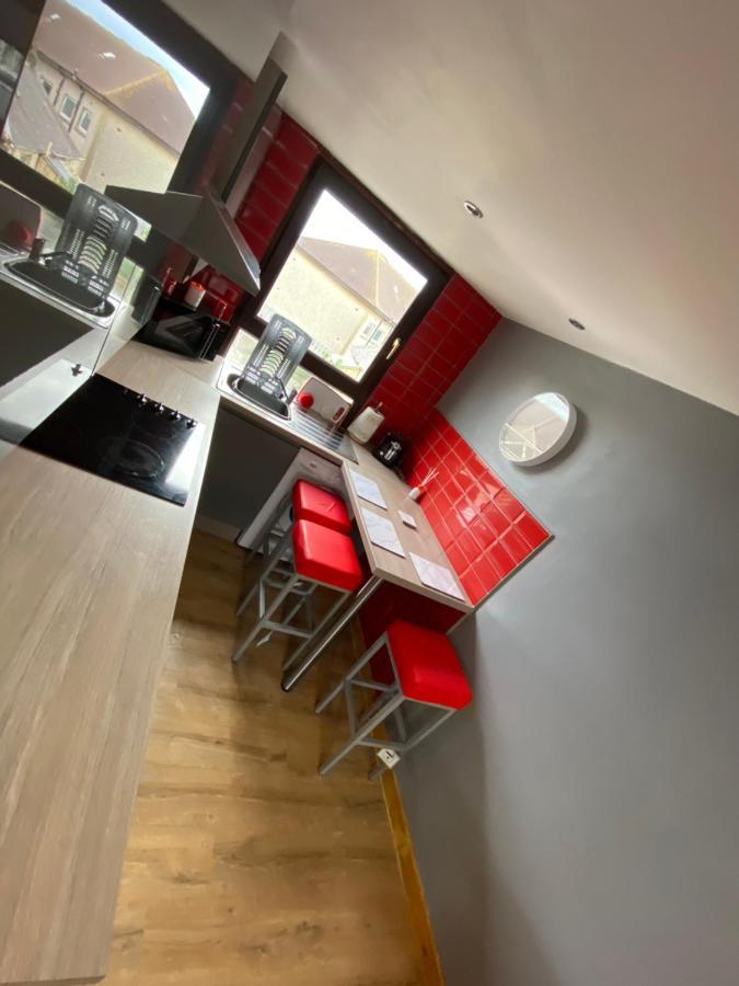 2 Bedroom Apartment In Saltcoats Town Beside The Seaside Esterno foto